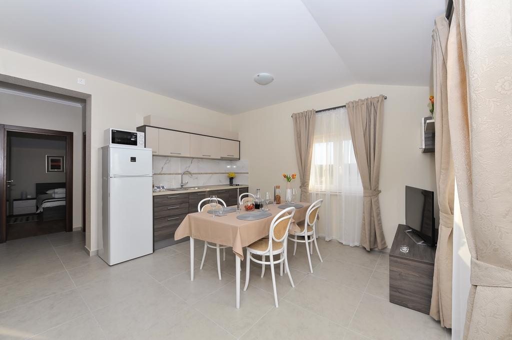 Apartmani Peric Meka Draga أوبروفاتش المظهر الخارجي الصورة